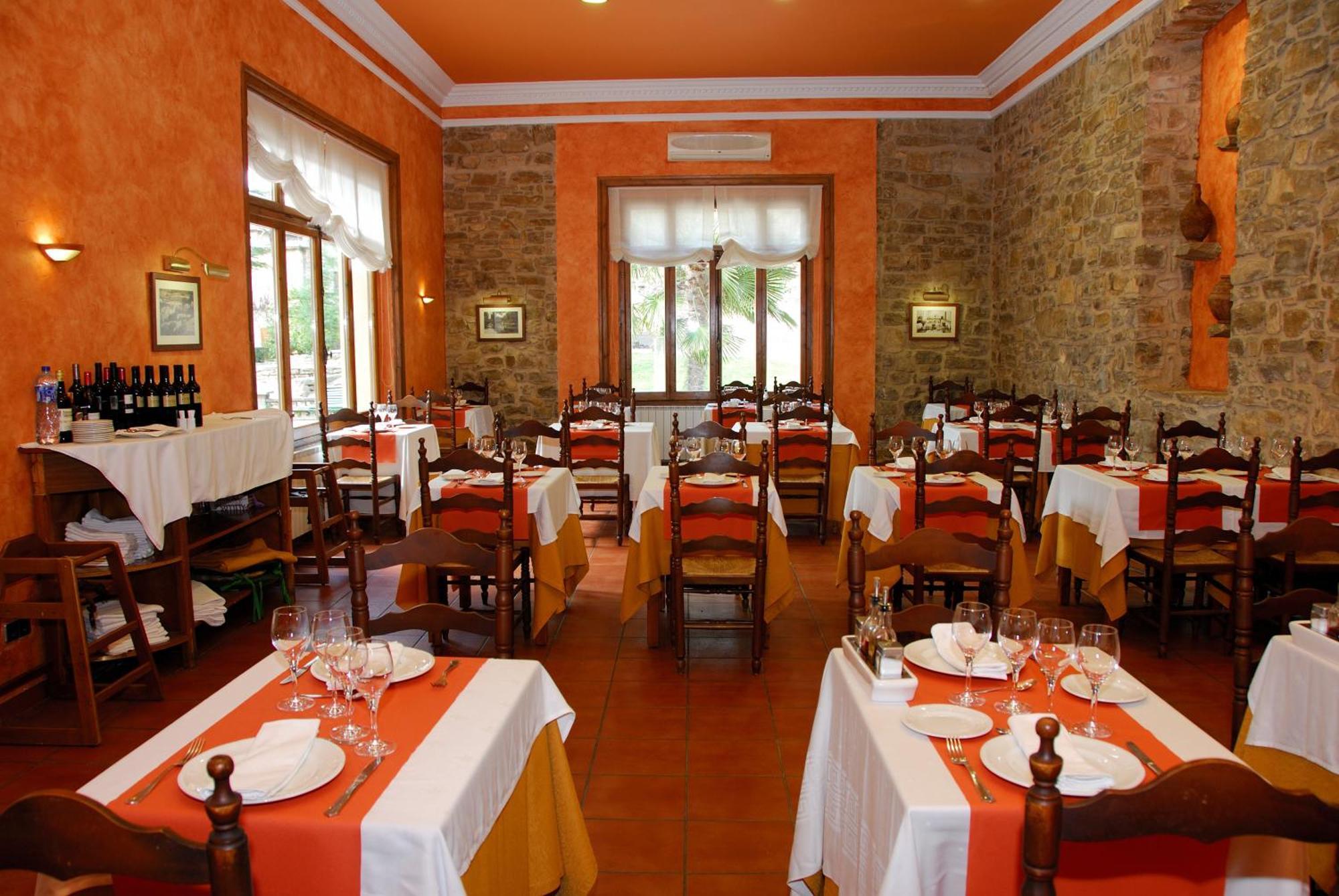 Hotel Balneari De Vallfogona De Riucorb מראה חיצוני תמונה
