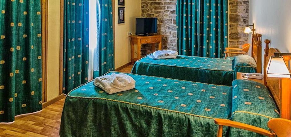 Hotel Balneari De Vallfogona De Riucorb מראה חיצוני תמונה